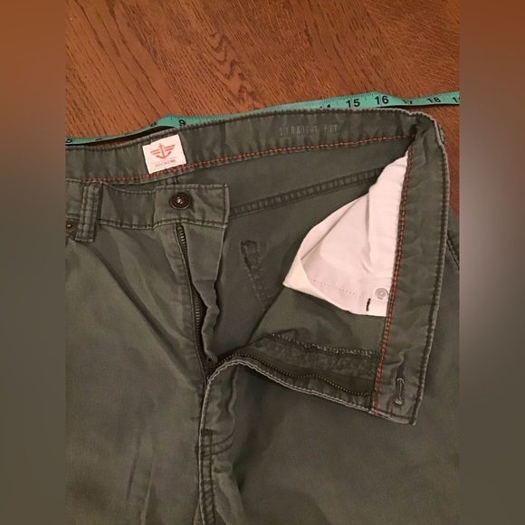 Dockers Army Green Straight Leg 36x30 pants for men - Picture 6 of 6